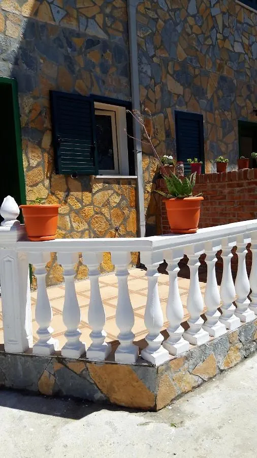 Appartement Villa Fredi Orikum Albanie
